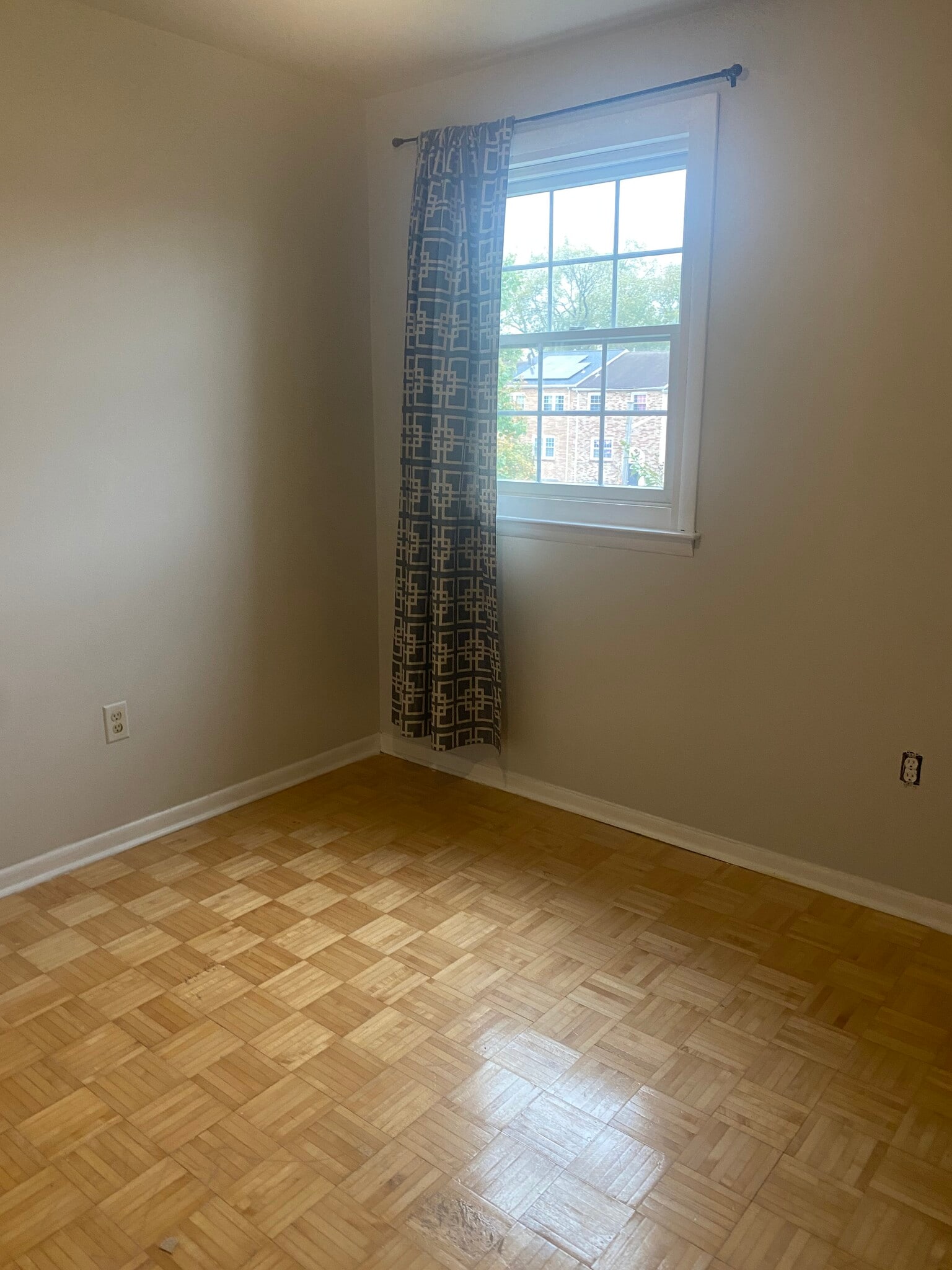 Bedroom 2 - 1424 Boxwood Dr