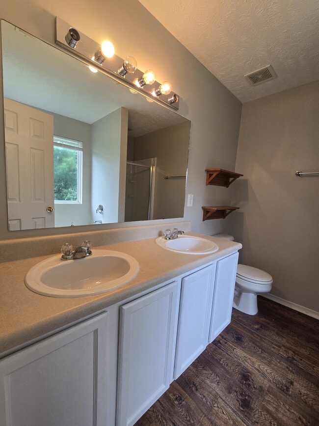 Building Photo - 4006 Randall Ln