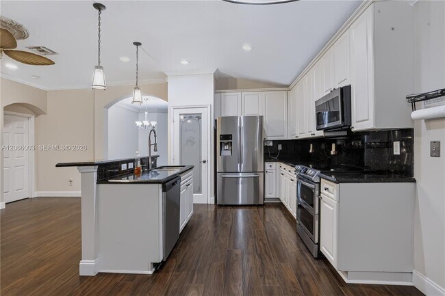 Building Photo - 4927 Lombard Pass Dr