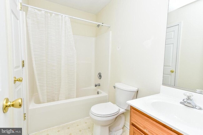 Building Photo - 24 Sanford Dr