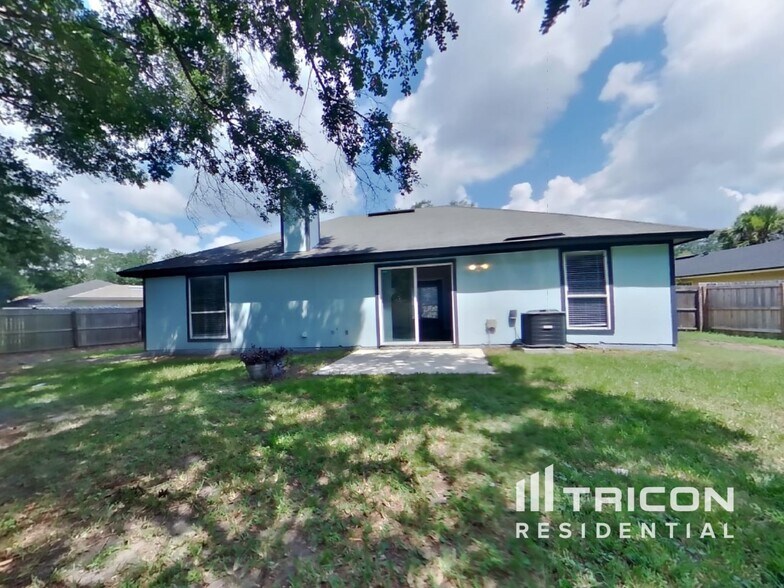 Building Photo - 3356 Tinya Ct
