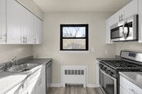 Building Photo - 486-490 Essex St