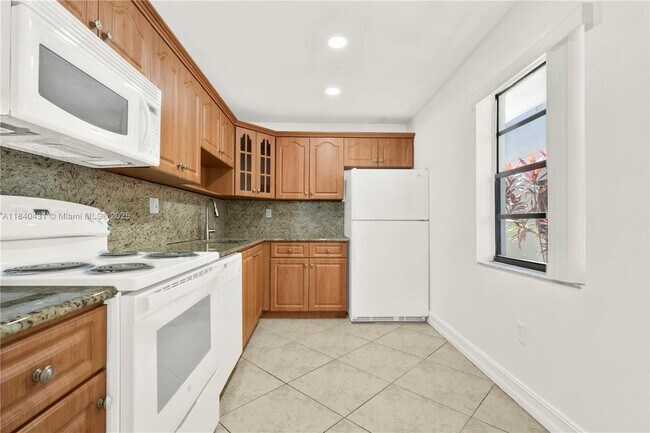 Building Photo - 8287 SW 128th St