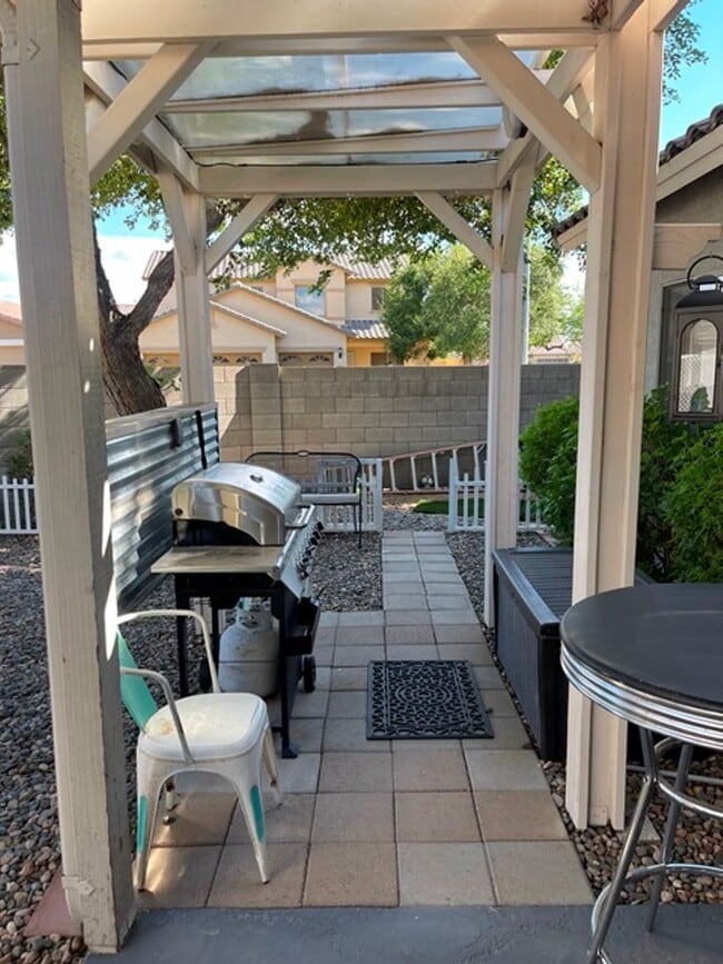 Building Photo - 3601 N 129th Ave