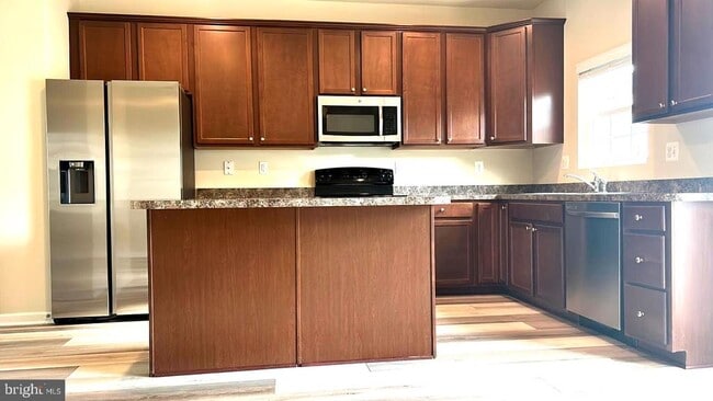 Building Photo - 7816 Quidditch Ln