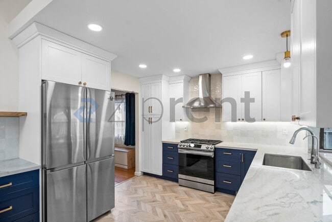 Building Photo - 4484 George Oaks Dr