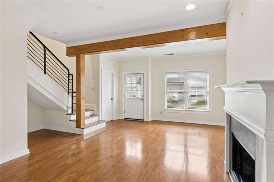 Building Photo - 1516 Howell Mill Rd NW