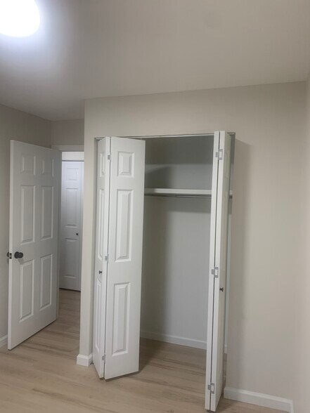 Building Photo - 11881 Cresta Verde Dr