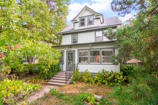 Building Photo - 3335 1st Ave S