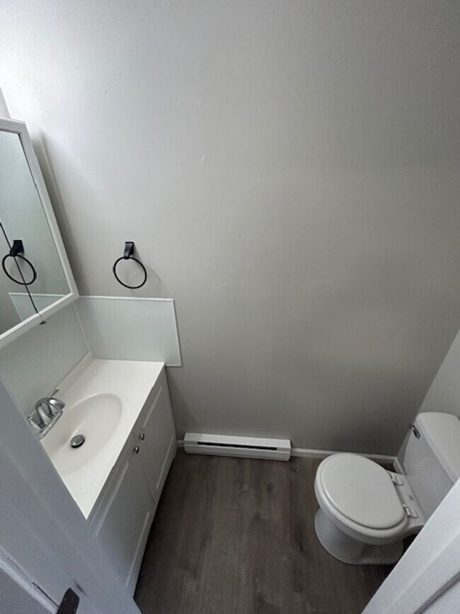 Building Photo - Find Your Perfect Home at Bunker Hill Court
