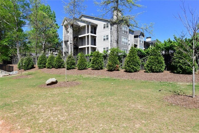 Building Photo - 712 Alden Dr