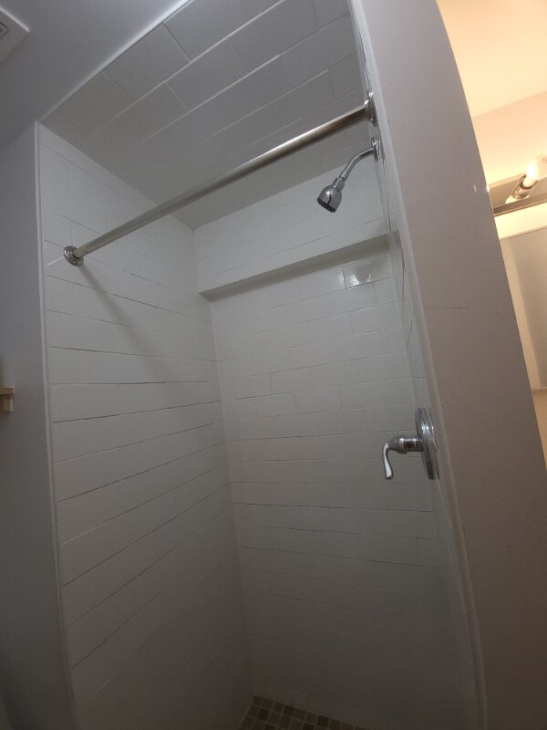 Building Photo - 1121 Monroe Ave