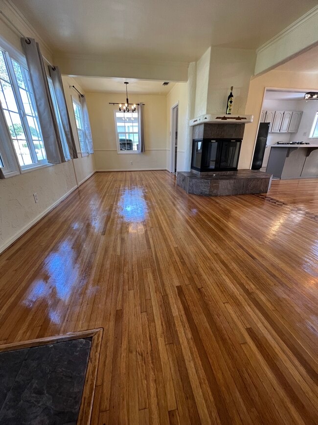 Main room with fireplace - 8047 Campion Dr
