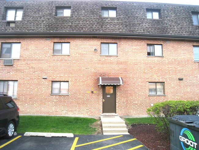 Building Photo - 919 S McKinley Ave