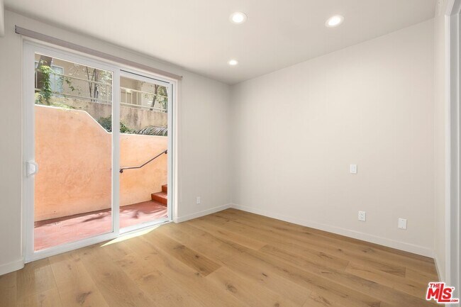 Building Photo - 16123 Sunset Blvd