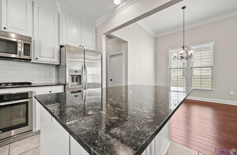 Building Photo - 3130 Hudson Park Dr
