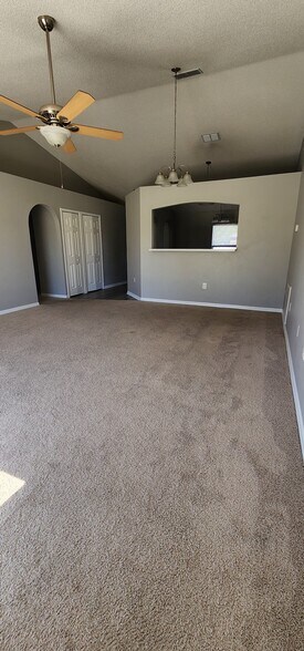 Building Photo - 1231 Apopka Ln