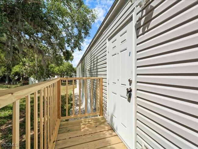 Building Photo - 1038 Canopy Ln SW