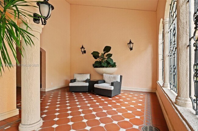 Building Photo - 13633 Deering Bay Dr