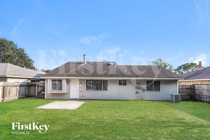 Building Photo - 13526 Hampton Falls Dr