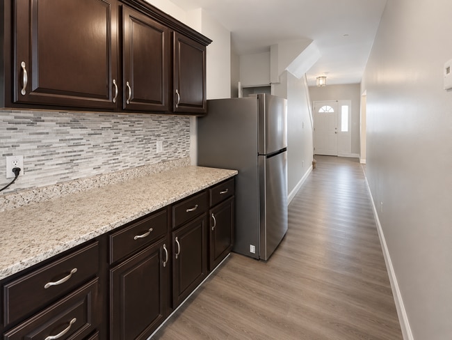 Building Photo - Three-Bedroom Home In Baltimore