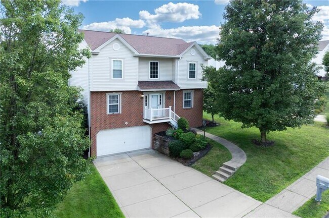 Building Photo - 1421 Sandstone Dr