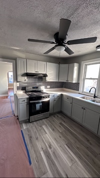 Building Photo - 1827 170th St