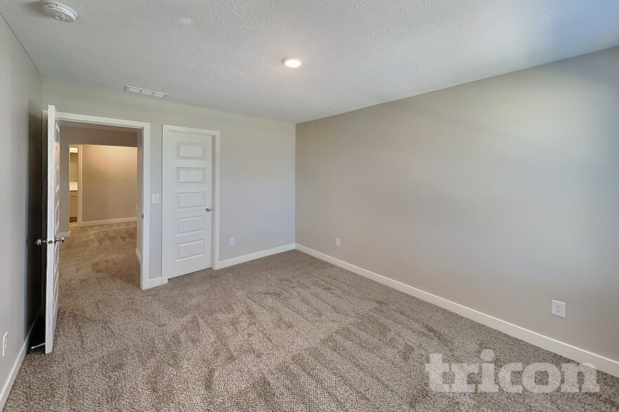 Building Photo - 2069 S Copperstone Dr