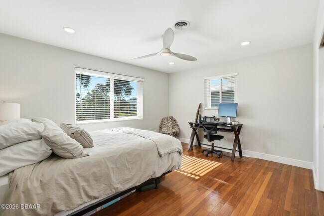 Building Photo - 165 Ormond Pkwy