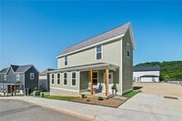 Building Photo - 913 S Wichita Ave