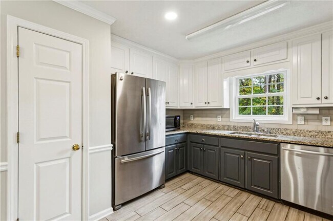 Building Photo - 6365 Union Hill Rd