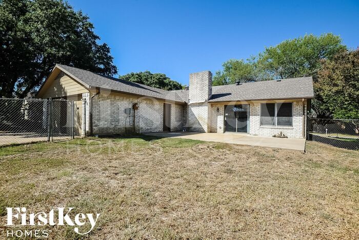 Building Photo - 1626 Glenhill Ln