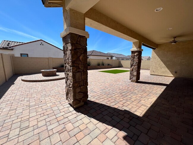 Building Photo - 2019 Build in Gated East Mark Community