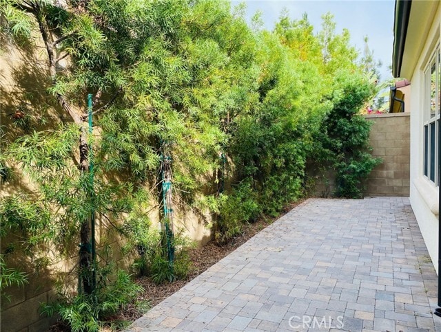 Building Photo - 72 Maple Ash