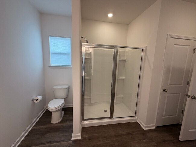 Building Photo - Beautiful 3 Bed 2 Bath New Construction Home in Shelbyville