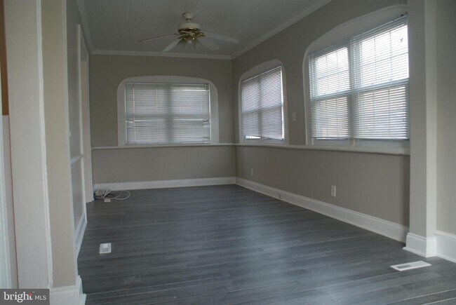 Building Photo - 9207 Colesville Rd