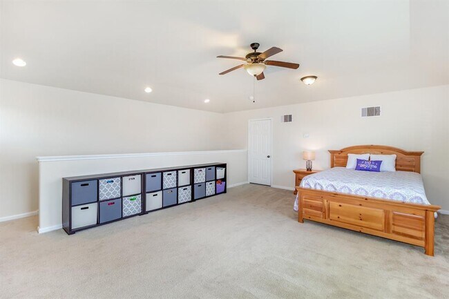Building Photo - 27511 Wade Springs Ct