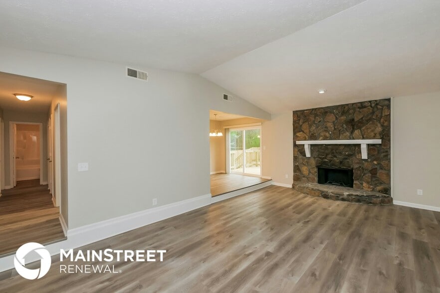 Building Photo - 8557 Peartree Ct