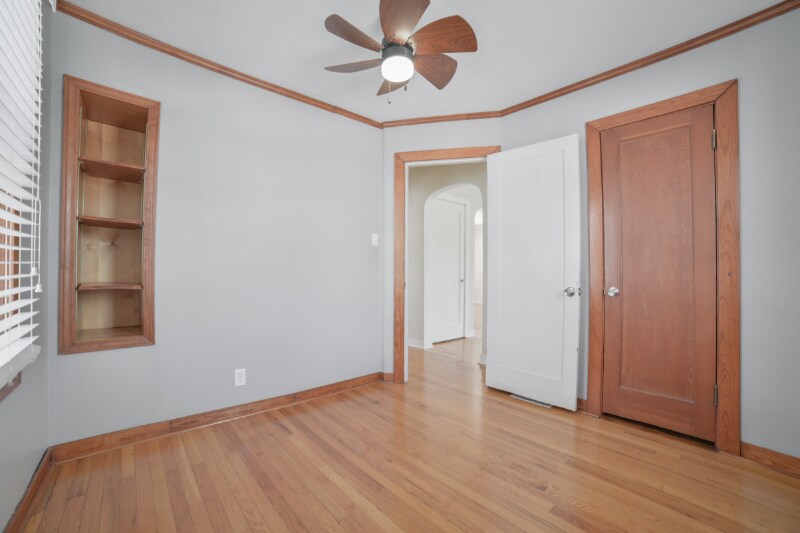 Building Photo - 225 Henderson St