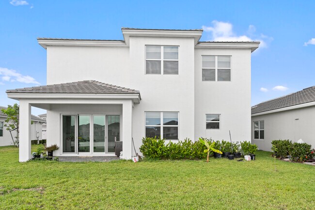 Building Photo - 15134 Cameo Ct