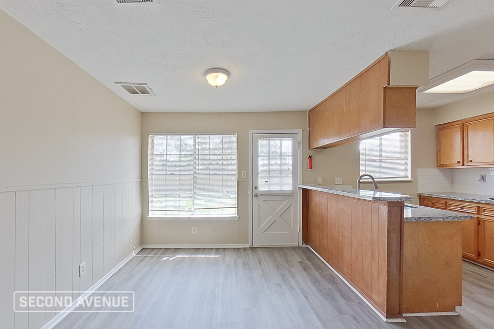 Building Photo - 10810 Sagedowne Ln