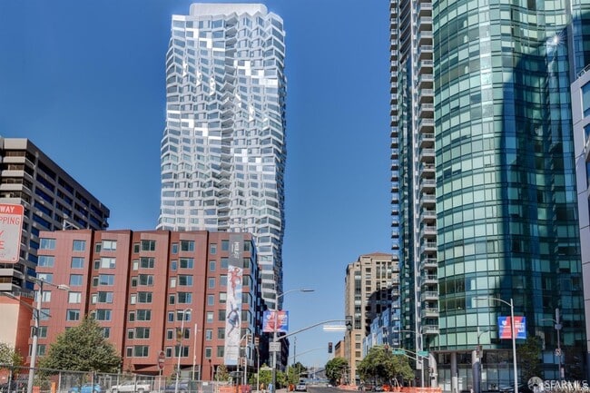 Building Photo - 280 Spear St