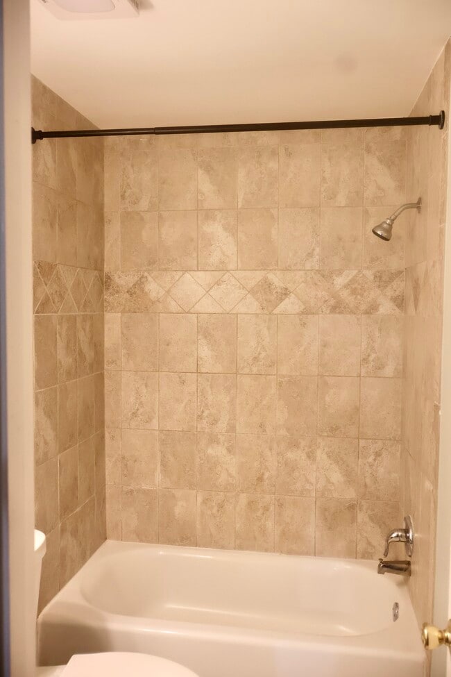 Building Photo - 7617 Swan Terrace