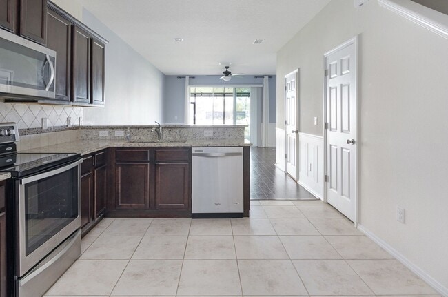 Building Photo - Magnolia Park - Convenient Location