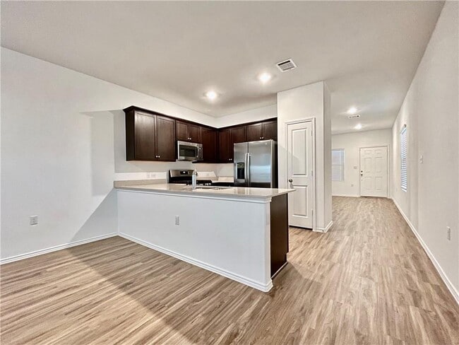 Building Photo - 14217 Lyndora Ln