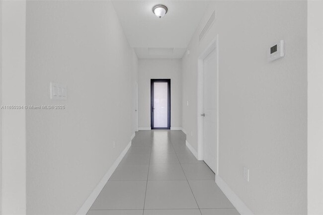 Building Photo - 19447 SW 124th Ave