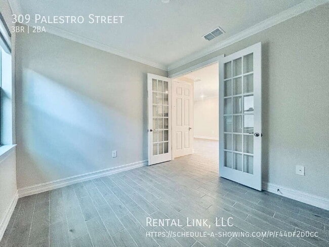 Building Photo - 309 Palestro St