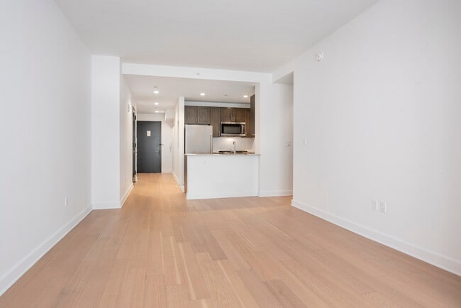Interior Photo - 21 West End Ave