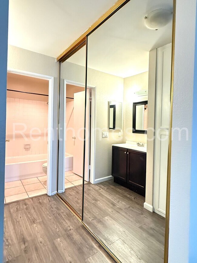 Building Photo - Mira Mesa, 8545 Summerdale Rd #225, Granite Counters, Stainless Steel Appliances, Central AC.