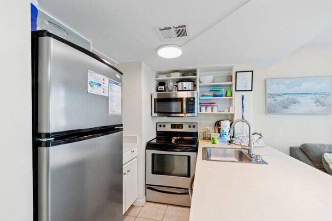 Building Photo - 497 Plantation Rd